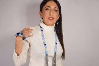 Collana Jennifer celeste-blu