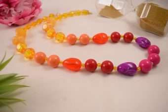 Collana Lola multicolore giallo, arancione, viola rosso e fucsia