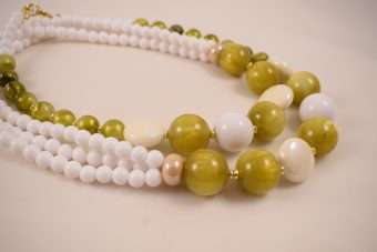 Alternative view of Collana Jennifer bianca e verde
