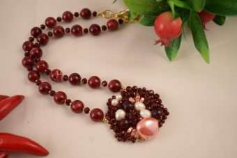 Alternative view of Collana Dora bordeaux