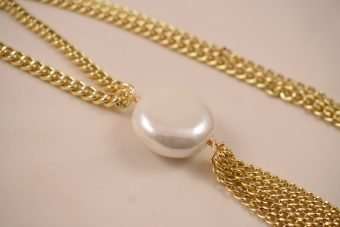 Alternative view of Collana Alba bianco perla