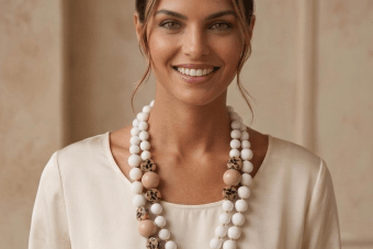 Collana Angela bianca maculata corta