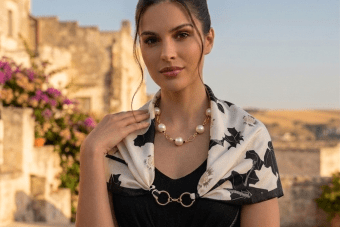 Alternative view of Collana Flò 2