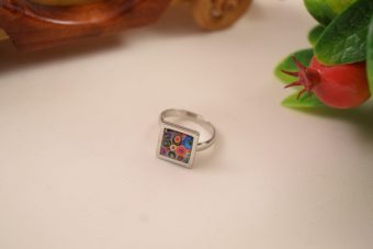 Alternative view of Anello Fantasy colorato