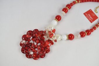 Alternative view of Collana Cristina rossa