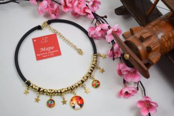 Alternative view of Collana Alice classica