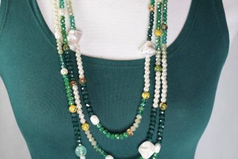 Alternative view of Collana Luisa verde