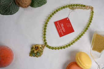 Collana Olivia verde acido