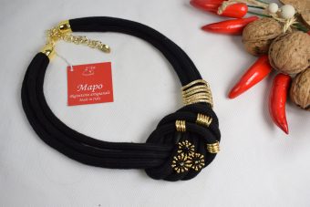 Collana Dina nera
