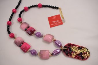 Alternative view of Collana Imma lunga fucsia