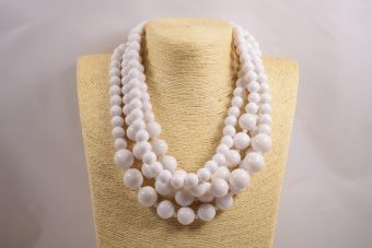 Alternative view of Collana Serena bianca