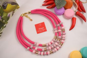 Collana Monica corta fucsia