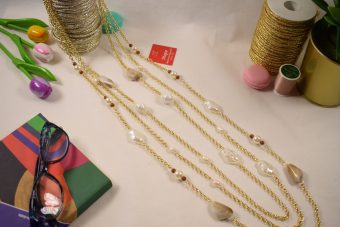 Alternative view of Collana Mariangela bianca
