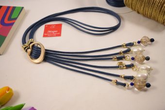 Alternative view of Collana Sarah blu