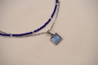 Alternative view of Collana Fantasy corta blu argentata