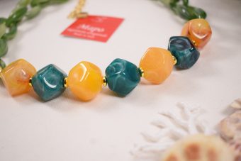 Alternative view of Collana Katrin verde-gialla