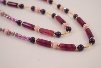 Alternative view of Collana Gaia lunga viola