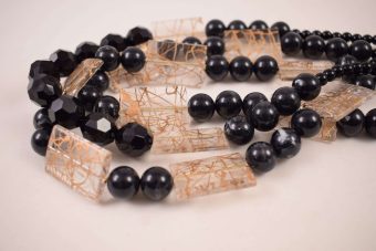 Alternative view of Collana Barbara corta nera