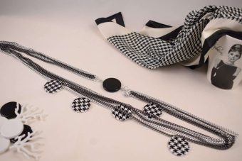 Collana Paola bianco nera pied de poule