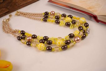 Collana Lucilla giallo-marrone