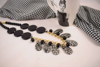 Collana Dominique nera
