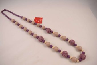 Alternative view of Collana Sandra viola amarena-beige