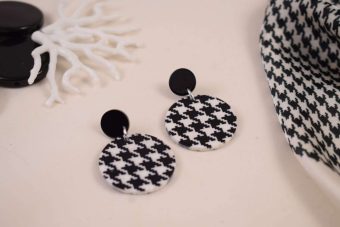Orecchini Paola bianco nero pied de poule